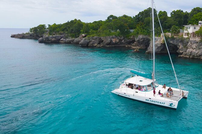 3.5hr Private Catamaran Cruise with Snorkeling, DJ, Bar, Food - Key points to know before booking