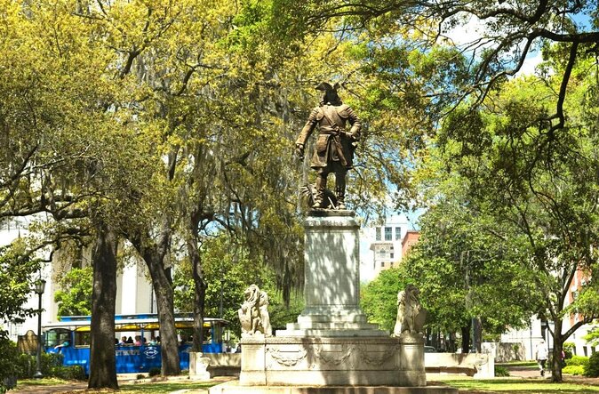 90 Minute Historic Savannah Walking Haunted Bar Pub Crawl - Key points to know before you go