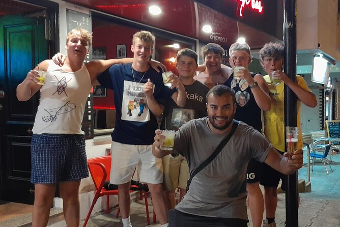 Albufeira PRIVATE Night Tour with Cocktails & Drinks - What the drinks package really means