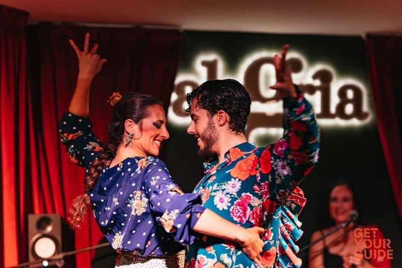Alegria Flamenco in Malaga, with Transfer, Cocktail and Premium Location - Arriving near Pier One in Malaga