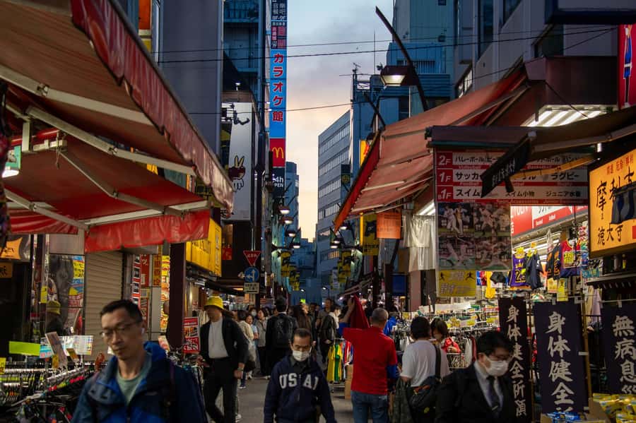 All-You-Can-Drink Bar Hopping Tour in Ueno - Who will enjoy this Ueno night out