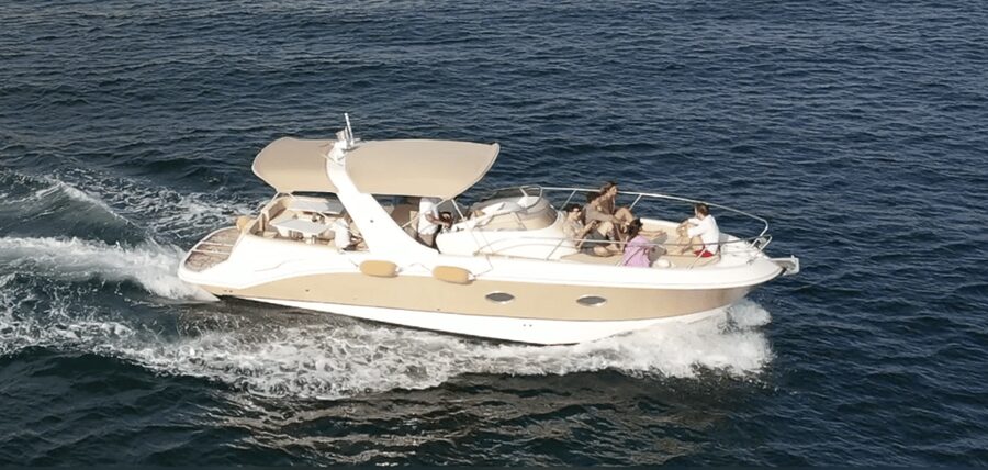 Amalfi Coast: Romantic Sunset Cruise with Music & Cocktails - Value for couples and small groups