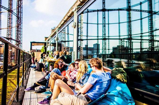 Amazing Nightlife in London East Tour - The middle of the night: Hoxton Pony, Strongroom, and Cargo