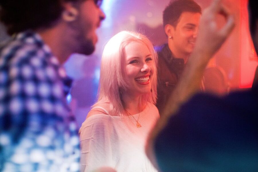 Amsterdam: City Center Bar Crawl and Nightlife Experience - What makes this Amsterdam night different