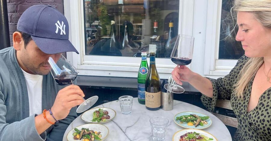 Amsterdam: High Wine at wine bar Paskamer, 3-rounds - Three glasses, three small lessons