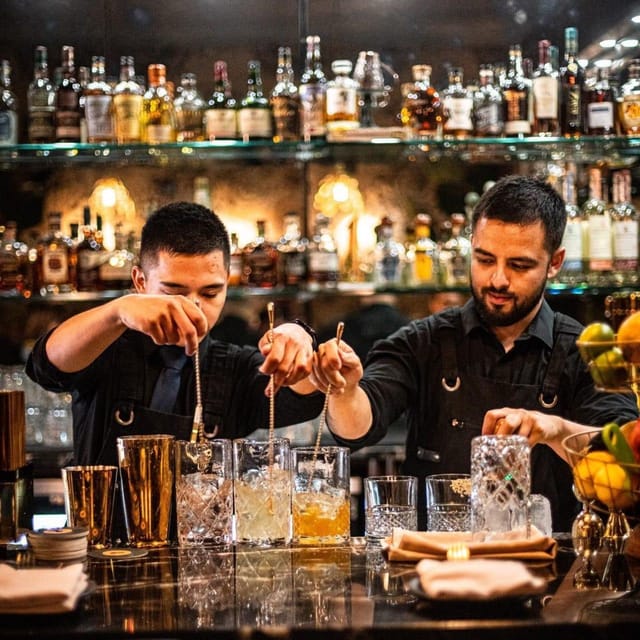 Amsterdam: Ludwig's Hidden Speakeasy Cocktail VIP Tour - Four secret bars instead of one ordinary pub