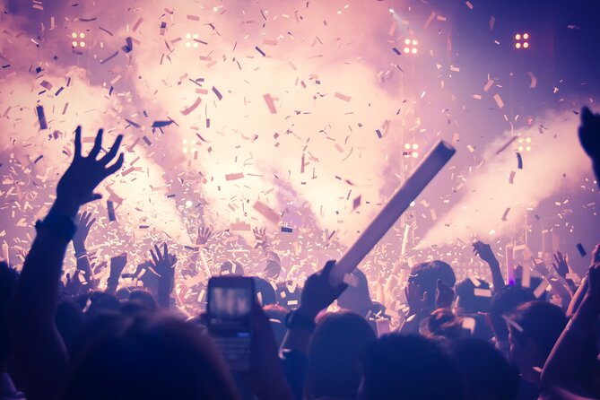 Amsterdam Nightlife Ticket & Bottle of Champagne - Champagne and Drink Perks