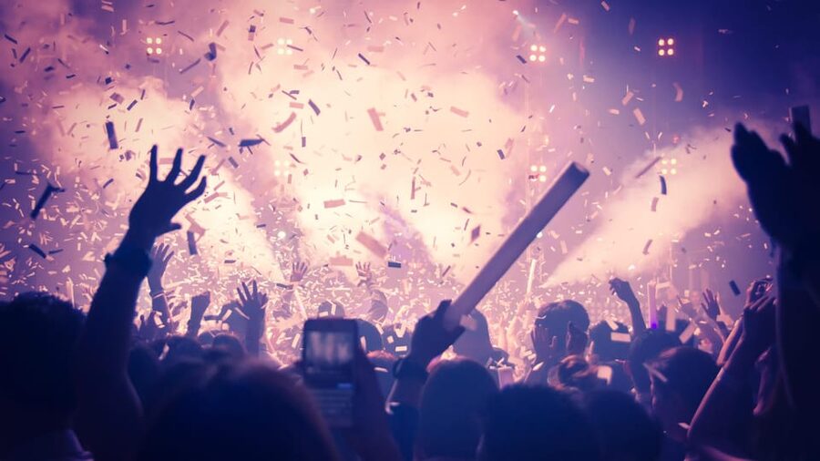 Amsterdam: Nightlife Ticket with Champagne and Cruise - The clubs and bars offer choice, not a fixed route