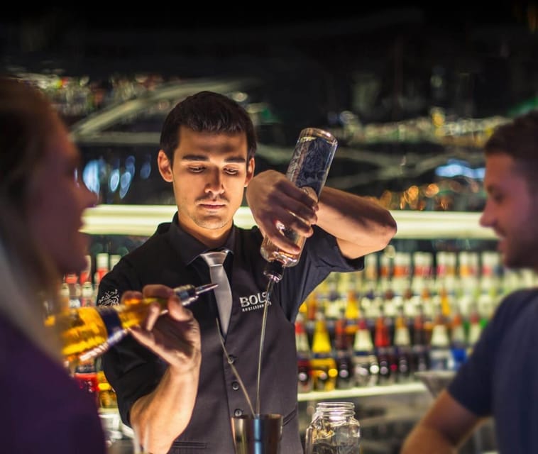 Amsterdam: Nightlife Ticket with Champagne and Cruise - Who will get the most from this pass