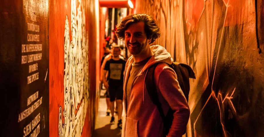 Amsterdam: Private Night Tour of Speakeasies and Bars - Starting after dark in Amsterdam’s Jordaan