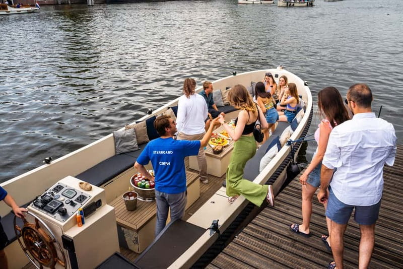 Amsterdam: Spanish Guided Open Boat Cruise with Bar Onboard - Is one hour enough?