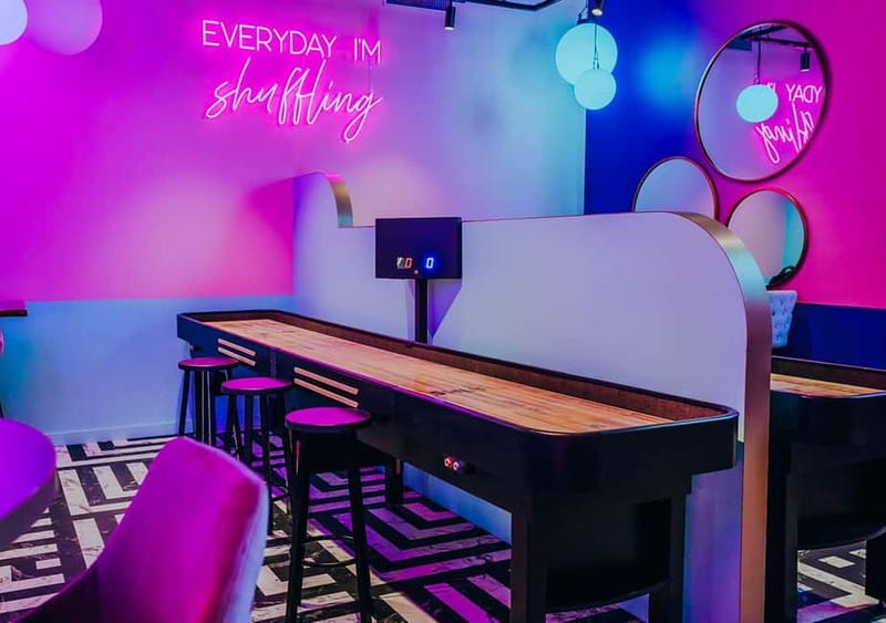 Amsterdam: The All Out - No.1 Activity Bar - A closer look at karaoke rooms and group energy