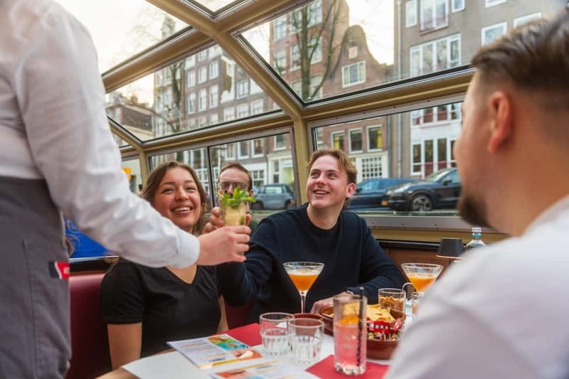 Amsterdam: Unlimited Cocktails Cruise on the Canals - Why this canal cruise works after sunset