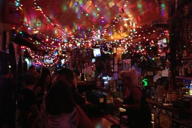 An Epic Bar Hunt: Tampa Takeover Bar Crawl - Moving on to The Bad Monkey