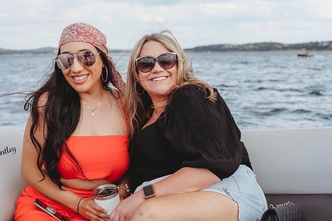 Austin Lake Travis Barge Crawl Bar Hopping Tour by Boat - Practical details that can shape the evening