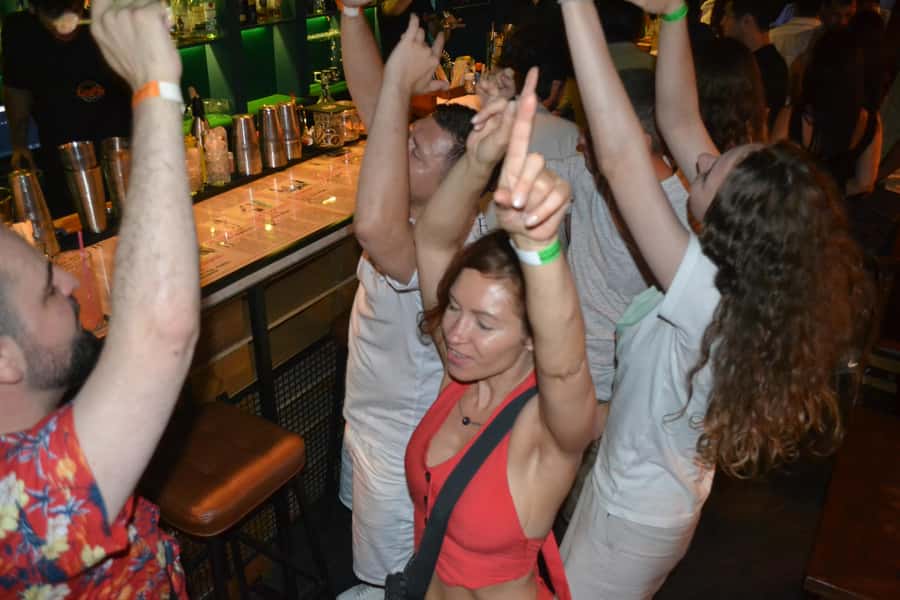 Baku: Guided Bar Crawl with Shots and Nightclub Entry - Key points to know before you go