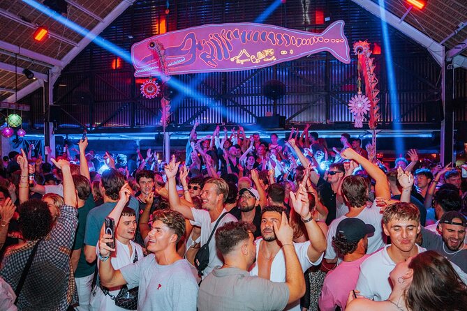 Bali Nightlife Tour: Seminyak & Canggu Bars, Clubs with Transport - 8 p.m. at Red Carpet Champagne Bar