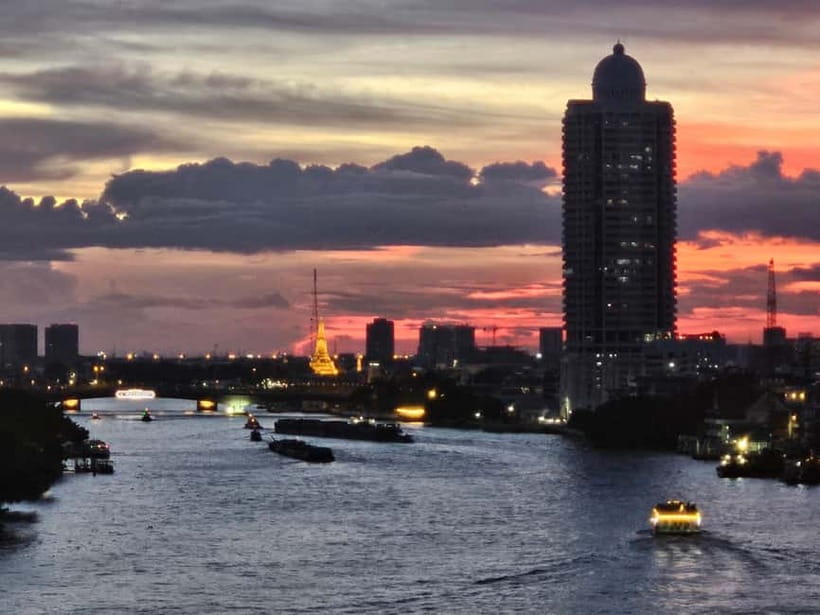 Bangkok: Bar hop Sunset, Dinner, speakeasy, and live music. - Who will enjoy this Bangkok night out