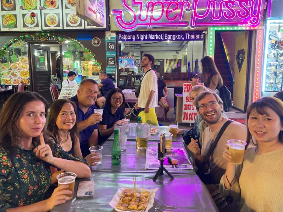 Bangkok Bar Hopping Tour in Siam - Pratunam Night Market brings the street-food energy