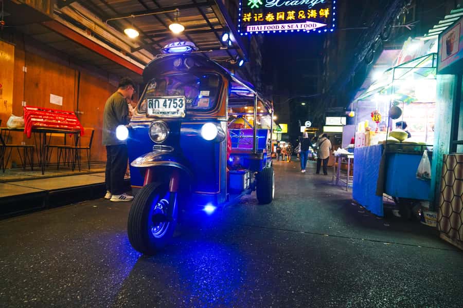 Bangkok Bar Hopping Tour in Siam - What the $57 price really covers