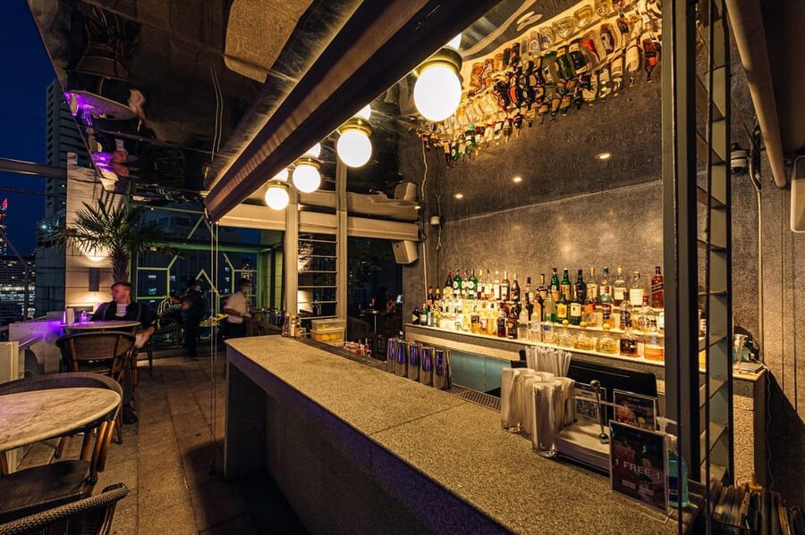 Bangkok: Barracuda Rooftop Bar Akara Hotel - How I would plan the visit