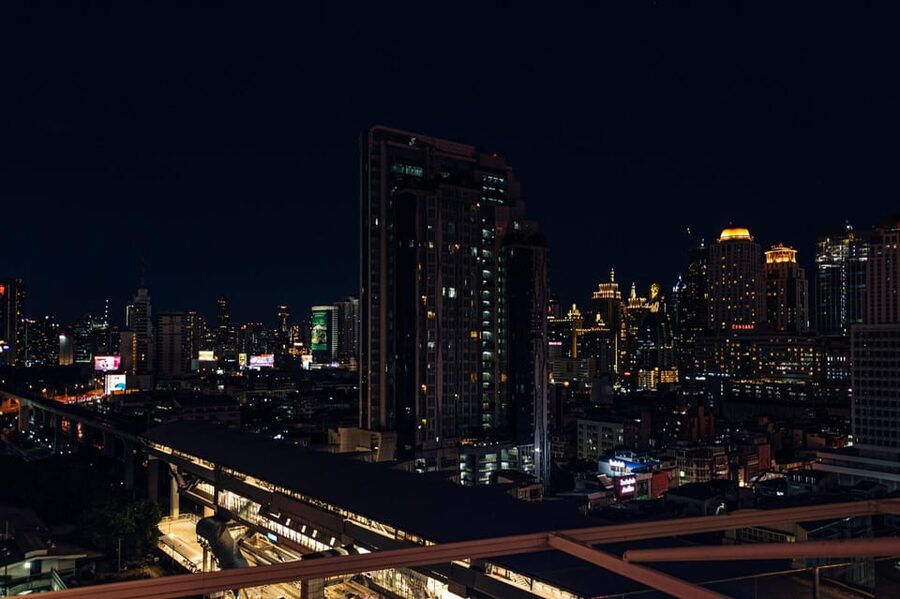 Bangkok: Barracuda Rooftop Bar Akara Hotel - Should you book Barracuda Rooftop Bar?