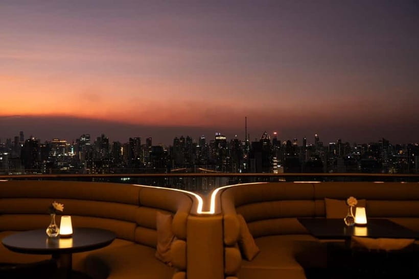 Bangkok: Cielo Sky Bar & Restaurant Rooftop - The service and atmosphere