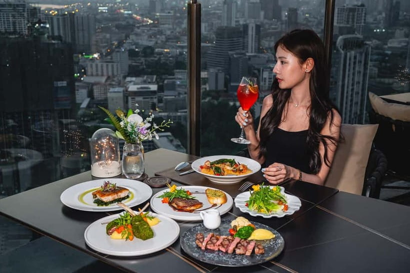 Bangkok: Cielo Sky Bar & Restaurant Rooftop - What the 90-minute visit feels like