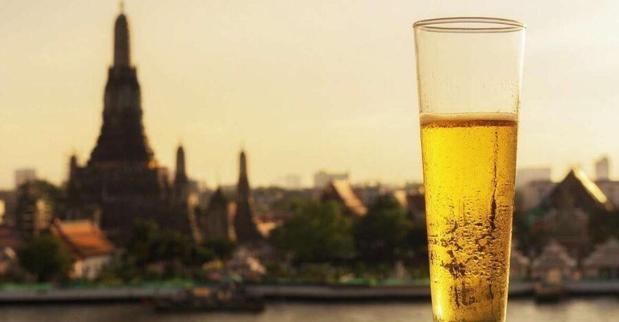 Bangkok: Historical Temples Tour & Hidden Bar at Sunset - Why this evening route works in Bangkok