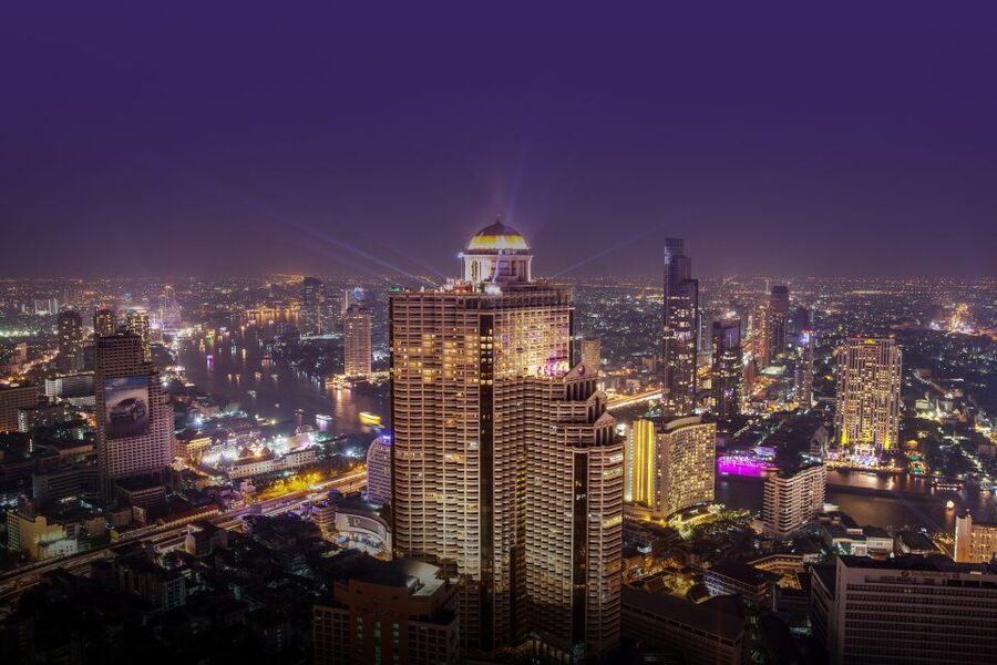 Bangkok: Lebua Rooftop Bar Reservation & Round-Trip Transfer - Choosing between three very different bars