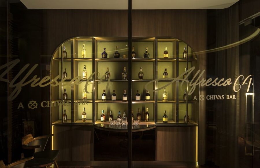 Bangkok: Lebua Rooftop Bar Reservation & Round-Trip Transfer - How long you should plan to stay