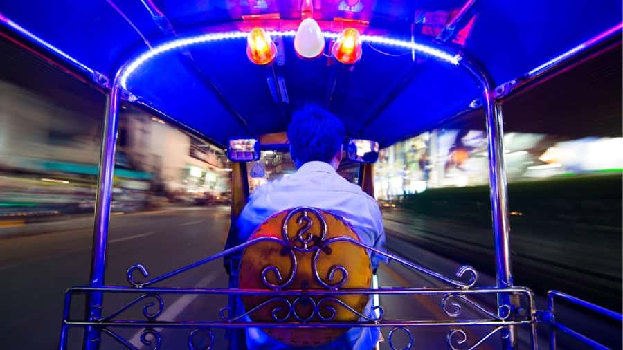 Bangkok: Lebua Sky Bar & China Town Street Food by Tuk Tuk - Who should book this Bangkok night tour?