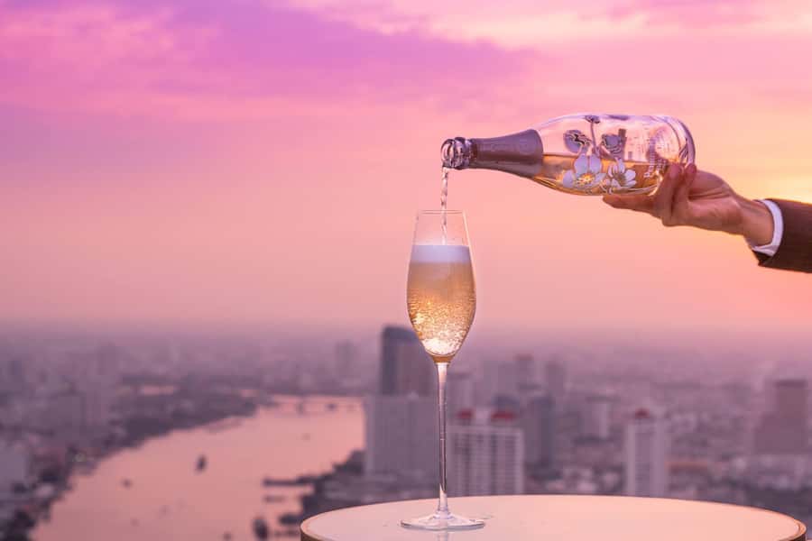 Bangkok: Lebua Sky Bar & China Town Street Food by Tuk Tuk - One drink, one huge view at Lebua Sky Bar