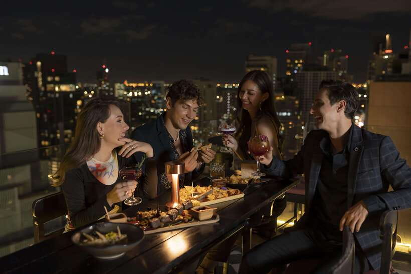 Bangkok: Mojjo Rooftop Lounge & Bar Food & Beverage Package - Signature drinks and premium spirits