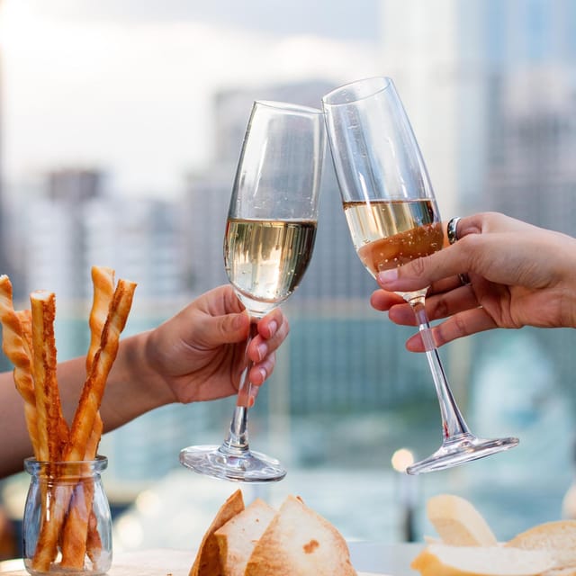 Bangkok: RedSquare Rooftop Bar at Novotel Sukhumvit 4 - Is $73 Good Value for Two?