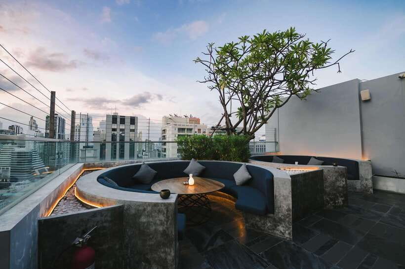 Bangkok: Sky on 20 Rooftop Bar With Free Flow Drinks - The 26th-floor view is the main event