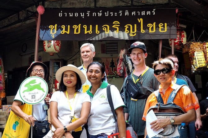 Bangkok Tuk Tuk Night Tour with food & drinks in Siam & Silom - Who will get the most from this tour?