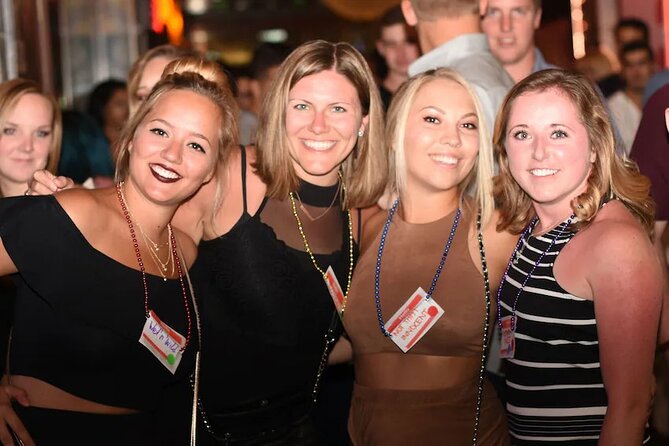 Bar Crawl Benidorm: 4 Venues 1 Night Including Karaoke & Drinks - Timing, meeting point, and group size