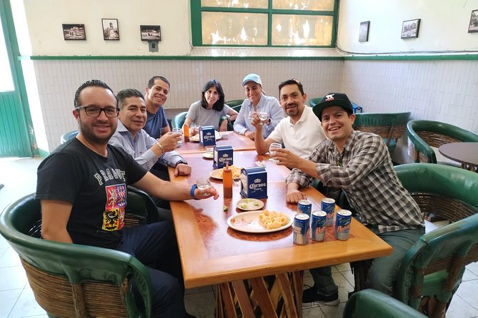 Bar Crawl in Guadalajara downtown - Plaza de Armas and the French gazebo