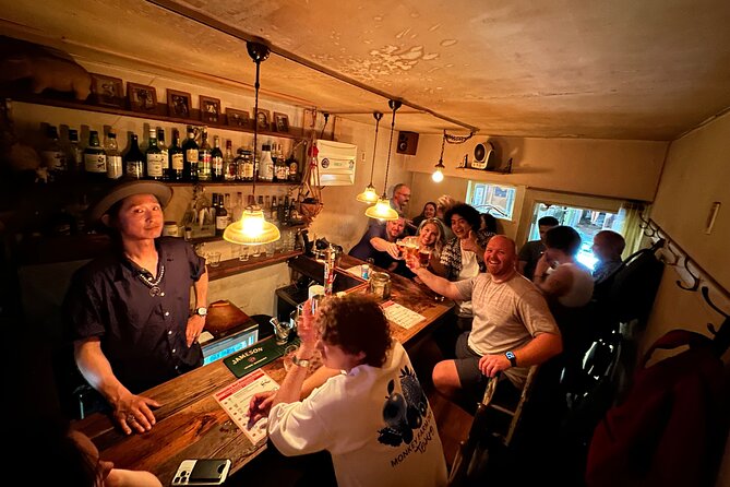 Bar Hopping Tour with a local Guide in Shinjuku - Meeting point, timing, and cancellation details