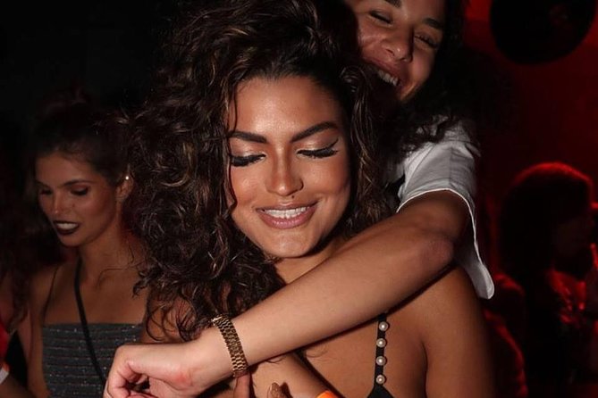 Bar, Lounge and Rooftop Tour NYC - Live music, DJs, and the final club