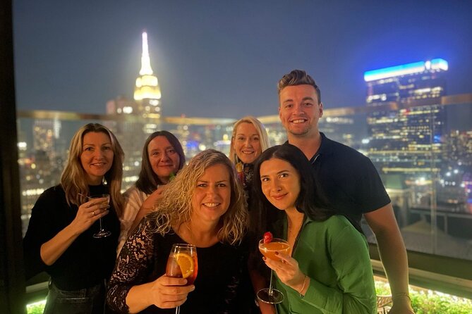 Bar, Lounge and Rooftop Tour NYC - Starting near 8th Avenue in Midtown