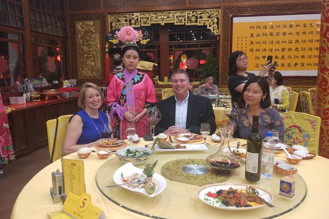 Beijing Imperial Dining Experience at Bai Jia Da Yuan Restaurant with Houhai Lake Bar Tour - What the two-hour imperial dinner includes