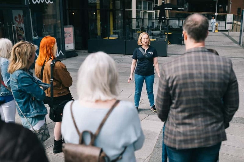 Belfast: A 5 Stop Sunday Brunch Tour with Cocktails - Stop two: Keep the brunch moving through Belfast