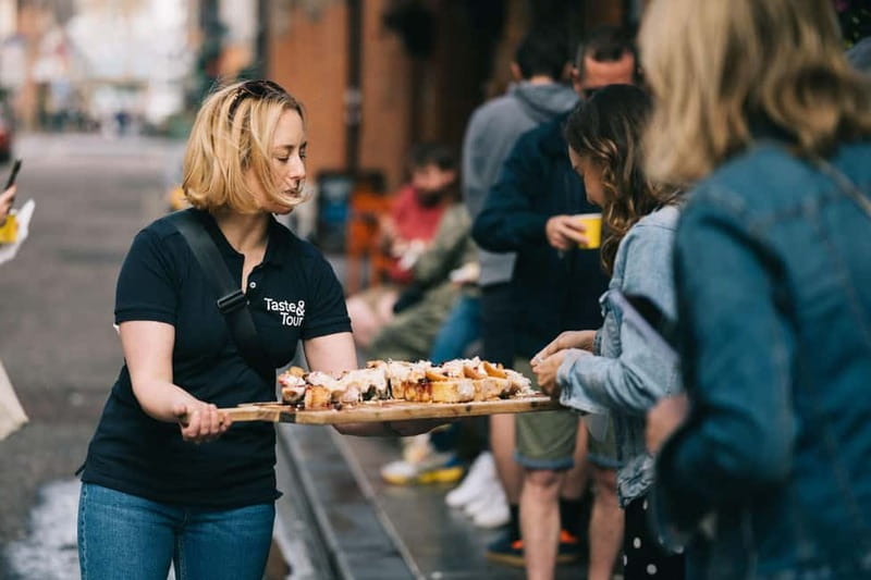 Belfast: A 5 Stop Sunday Brunch Tour with Cocktails - Who will enjoy this Sunday tour most
