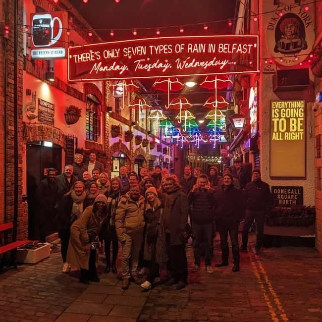 Belfast: Pub Crawl and Bar Walking Tour with Two Drinks - What the guides add to the night
