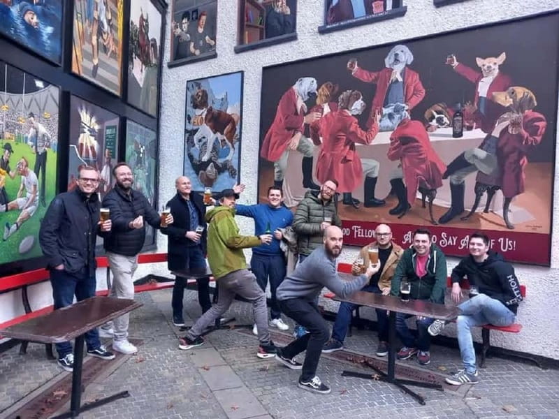 Belfast: Pub Crawl and Bar Walking Tour with Two Drinks - Who should book this Belfast pub crawl?