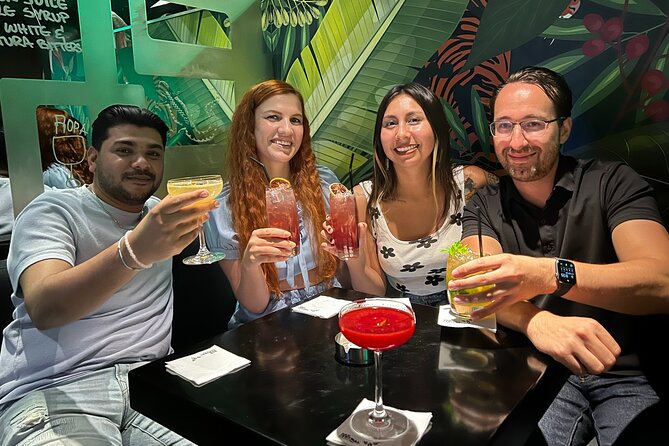 Belgrade Party Pub Crawl - The first venues: drinks, introductions, and a quick read of the group
