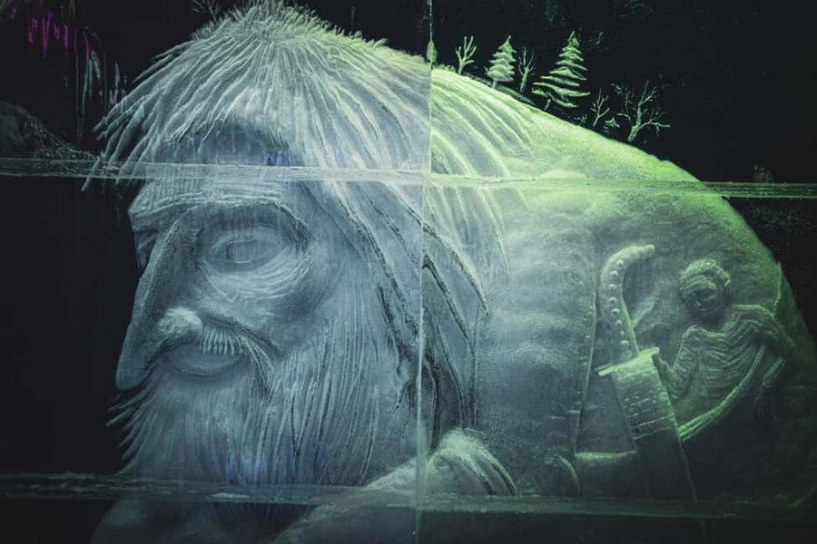 Bergen: Magic Ice Bar Entry Ticket with Welcome Drink - Why the sculptures are worth your attention