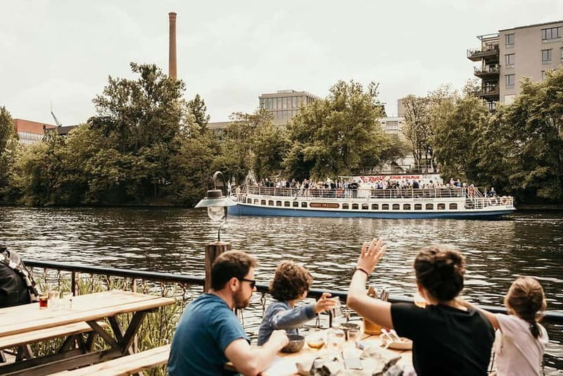 Berlin's Wild East: Nightlife & Counterculture Boat Tour - From the Berlin Wall to the Spree